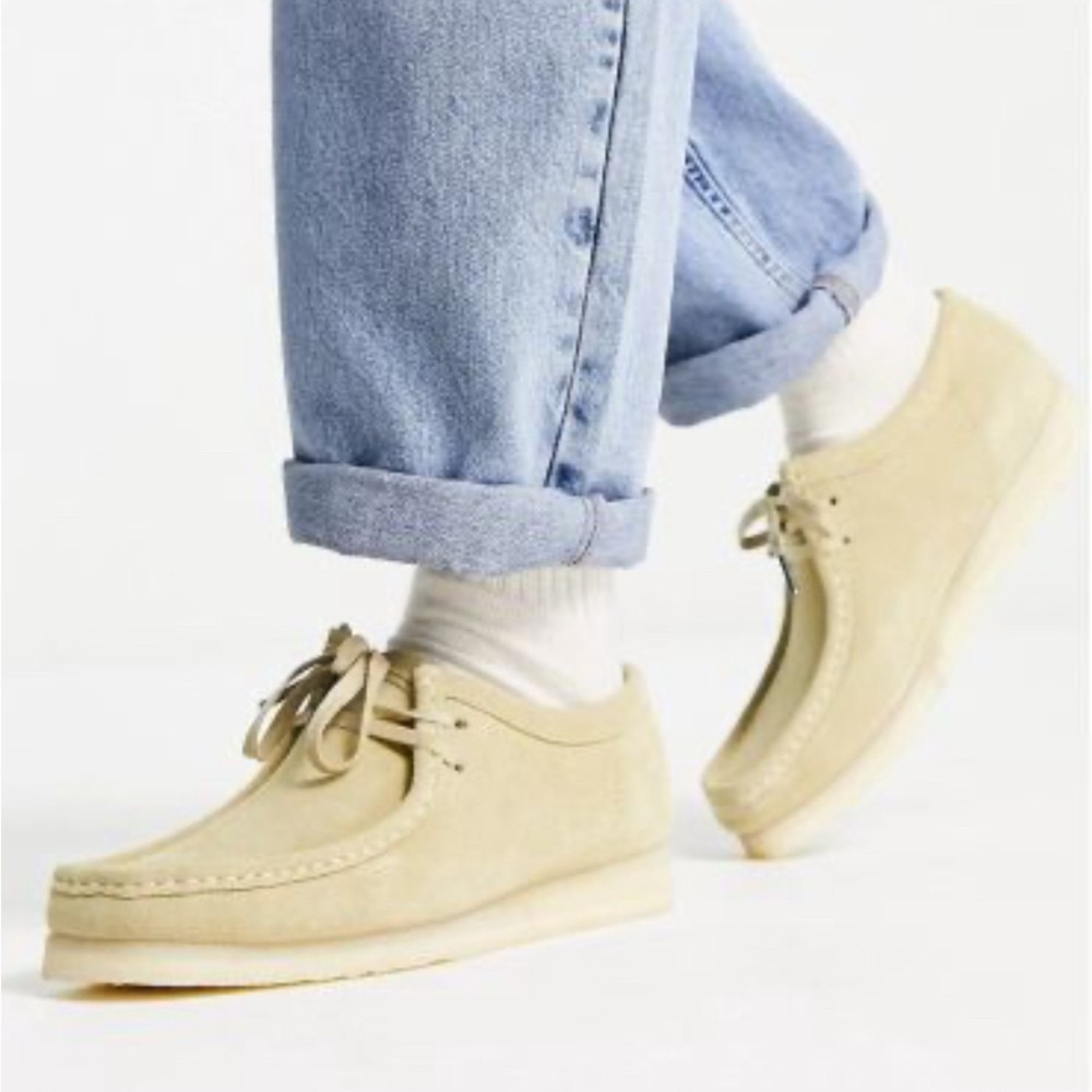 Clarks Tan Loafers Slip-Ons Comfortable Casual